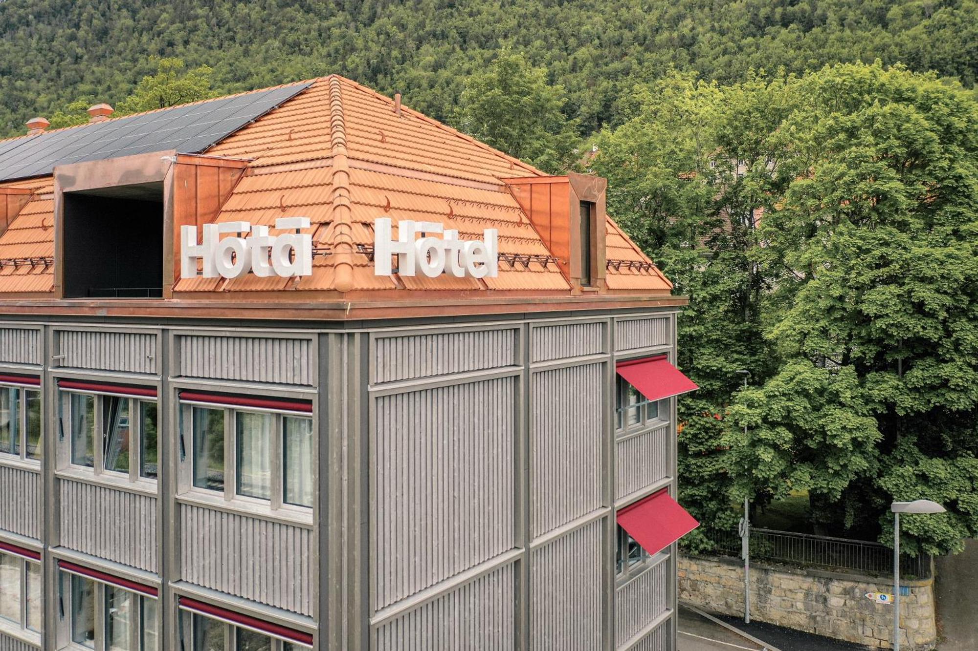 Hota Hotel *